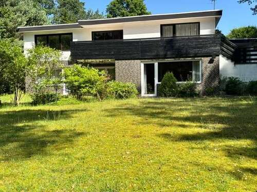 Foto - Haus zum Kaufen in Hambühren 545.000,00 € 215 m²