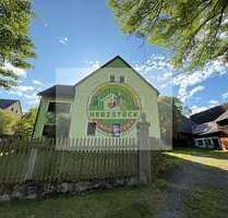Haus zum Kaufen in Schwarzenbach an der Saale 190.000,00 € 220 m²