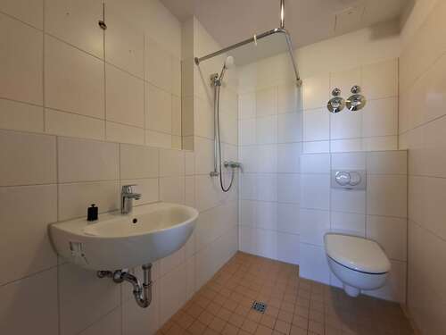 Foto - Wohnung zum Mieten in Berlin 333,59 € 32.4 m²