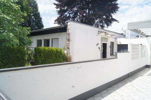 Foto - Haus zum Kaufen in Niederkassel 399.000,00 € 100 m²