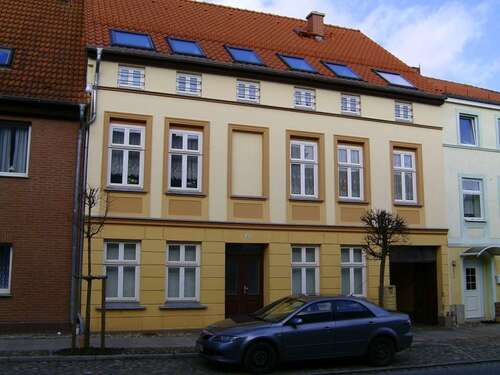 Foto - Wohnung zum Mieten in Richtenberg 401,00 € 66.84 m²