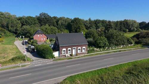 Foto - Haus zum Kaufen in Krefeld Hüls 397.000,00 € 124 m²