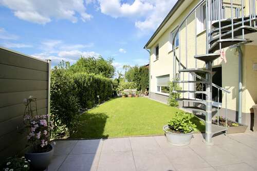 Foto - Haus zum Kaufen in Wachtberg 785.000,00 € 198 m²