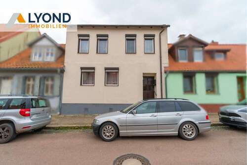 Foto - Haus zum Kaufen in Ballenstedt 78.000,00 € 118 m²