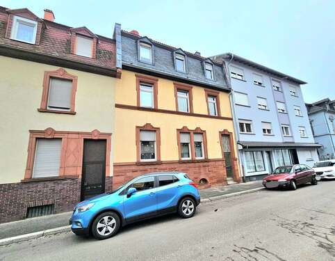 Foto - Haus zum Kaufen in Kaiserslautern 359.000,00 € 225 m²