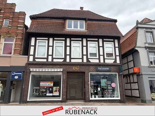 Foto - Wohnung zum Mieten in Nienburg (Weser) 920,00 € 160 m²