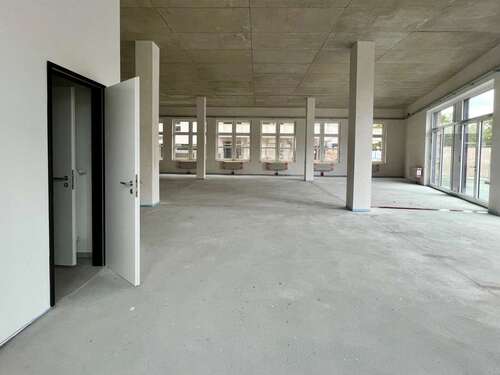 Foto - Halle in Hamburg 2.668,00 € 232 m²