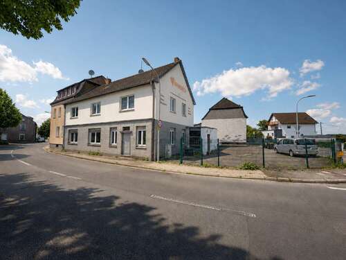 Foto - Haus zum Kaufen in Heinsberg 220.000,00 € 234 m²