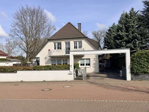 Foto - Haus zum Kaufen in Laatzen 687.500,00 € 218.19 m²