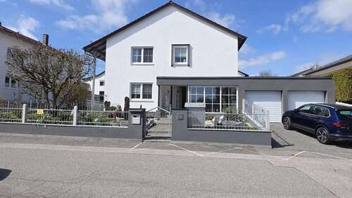 Foto - Haus zum Kaufen in Landshut 925.000,00 € 219 m²