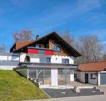 Haus zum Kaufen in Sonnenbühl Genkingen 679.000,00 € 197 m² - Sonnenbühl / Genkingen