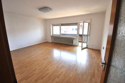 Foto - Wohnung zum Mieten in Oberbessenbach 950,00 € 94.5 m²