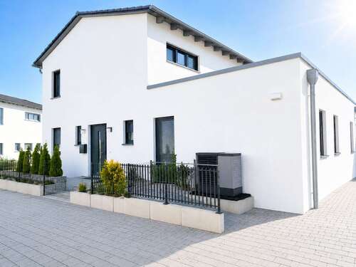 Foto - Haus zum Kaufen in Schrobenhausen Linden 699.000,00 € 176 m²