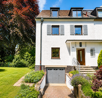 Haus zum Mieten in Nürnberg 2.750,00 € 196 m²