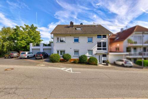 Foto - Haus zum Kaufen in Taunusstein 640.000,00 € 332 m²