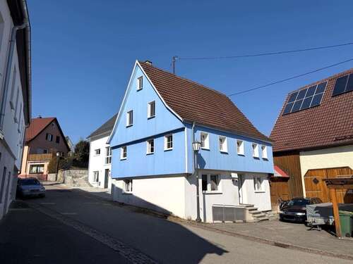 Foto - Haus zum Kaufen in Ostelsheim 229.000,00 € 148 m²