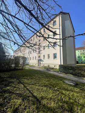 Foto - Wohnung zum Kaufen in Regis-Breitingen 63.000,00 € 58 m²