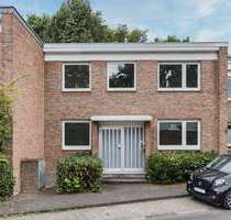 Haus zum Kaufen in Düsseldorf 690.000,00 € 150 m²