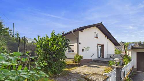 Foto - Haus zum Kaufen in Staudernheim 369.000,00 € 280 m²