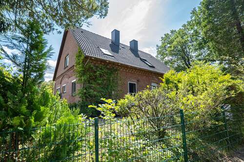Foto - Haus zum Kaufen in Hechthausen 228.000,00 € 205 m²