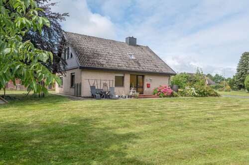 Foto - Haus zum Kaufen in Drochtersen Hüll 180.000,00 € 150 m²