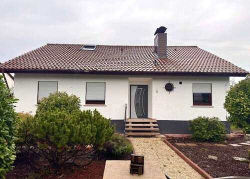 Foto - Haus zum Mieten in biblis 1.800,00 € 160 m²