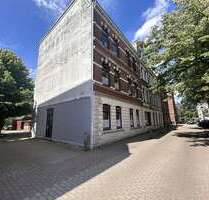 Wohnung zum Kaufen in Neumünster 163.200,00 € 137 m²