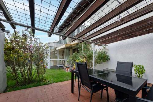 Foto - Haus zum Kaufen in Wiesbaden 695.000,00 € 153.84 m²