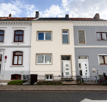 Haus zum Mieten in Bremen 1.700,00 € 134 m²