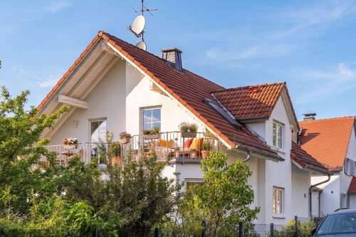 Foto - Haus zum Kaufen in Kelkheim (Taunus) 986.000,00 € 228 m²