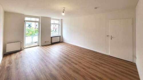 Foto - Wohnung zum Mieten in Magdeburg 680,00 € 93 m²