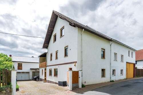Foto - Haus zum Kaufen in Hünstetten Ketternschwalbach 397.000,00 € 321 m²