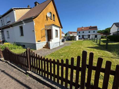 Foto - Haus zum Kaufen in Unterbreitbach-Räsa 65.000,00 € 90 m²