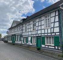 Haus zum Kaufen in Leichlingen 99.000,00 € 325 m²