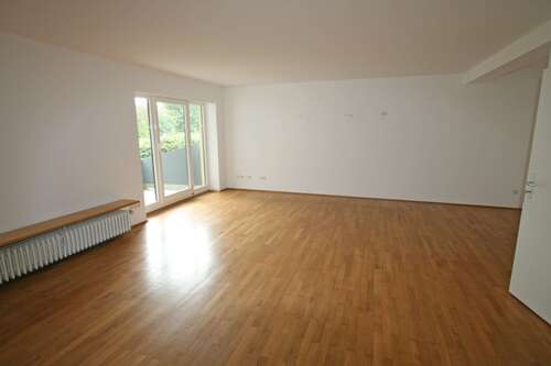 Foto - Wohnung zum Mieten in Landshut 1.160,00 € 122.14 m²