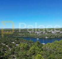 Grundstück zu verkaufen in Šibenik - Okolica 1.000.520,00 € 25013 m²