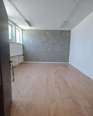 Foto - Büro in München 278,00 € 32 m² - 278,00&nbsp;EUR Kaltmiete, ca.&nbsp; 32,00&nbsp;m&sup2;