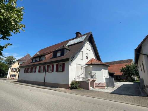 Foto - Haus zum Kaufen in Breisach 1.100.000,00 € 358.8 m²