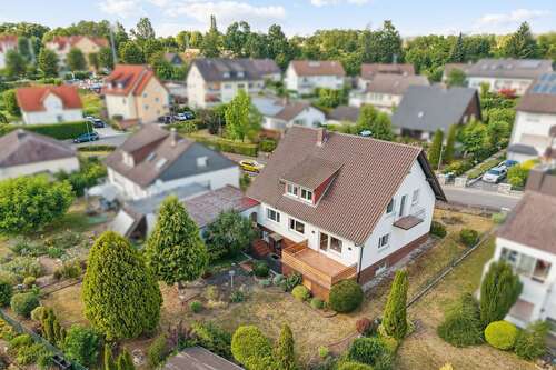 Foto - Haus zum Kaufen in Niddatal 575.000,00 € 198 m²