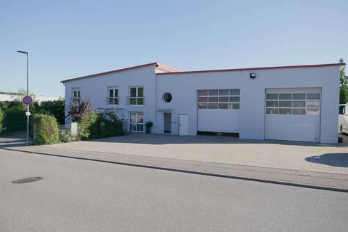 Foto - Haus zum Kaufen in Althengstett 1.270.000,00 € 475.31 m²