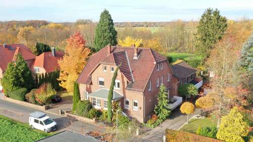 Foto - Haus zum Kaufen in Bückeburg 275.000,00 € 203 m²