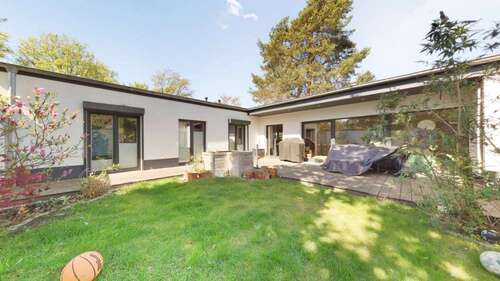 Foto - Haus zum Mieten in Hamburg-Niendorf 2.850,00 € 152 m²