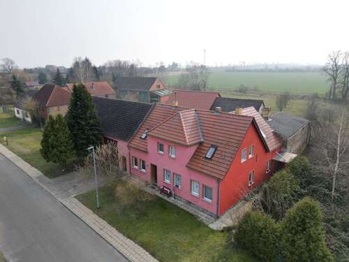 Foto - Haus zum Kaufen in Niedergörsdorf Lindow 310.000,00 € 159.65 m²