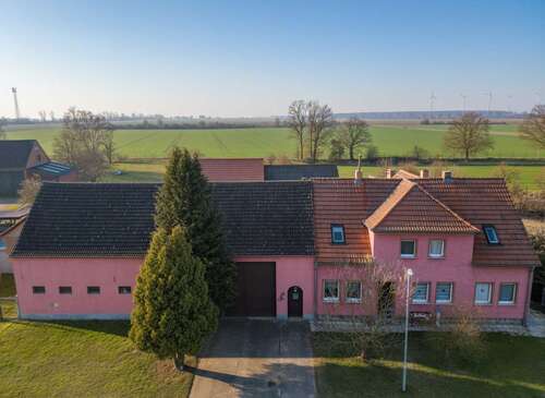 Foto - Haus zum Kaufen in Niedergörsdorf Lindow 298.000,00 € 159.65 m²