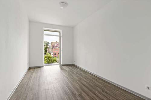 Foto - Wohnung zum Mieten in Halle 395,00 € 43 m²