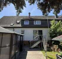 Haus zum Kaufen in Neuhausen 670.000,00 € 153.98 m²