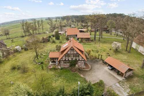 Foto - Haus zum Kaufen in Wietze 950.000,00 € 213 m²