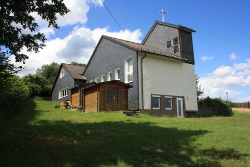 Foto - Haus zum Kaufen in Gummersbach 349.000,00 € 382 m²