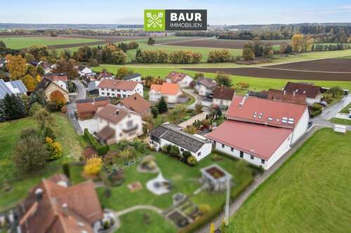 Foto - Haus zum Kaufen in Langenenslingen 275.000,00 € 307 m²