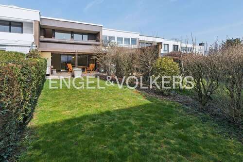 Foto - Haus zum Kaufen in Steinbach (Taunus) 448.000,00 € 128 m²